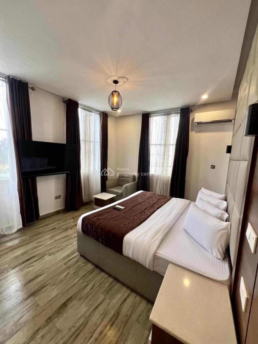 Well Finished Serviced 3 Bedroom Flat with a Room Bq, Banana Island, Ikoyi, Lagos, Flat / Apartment for Rent