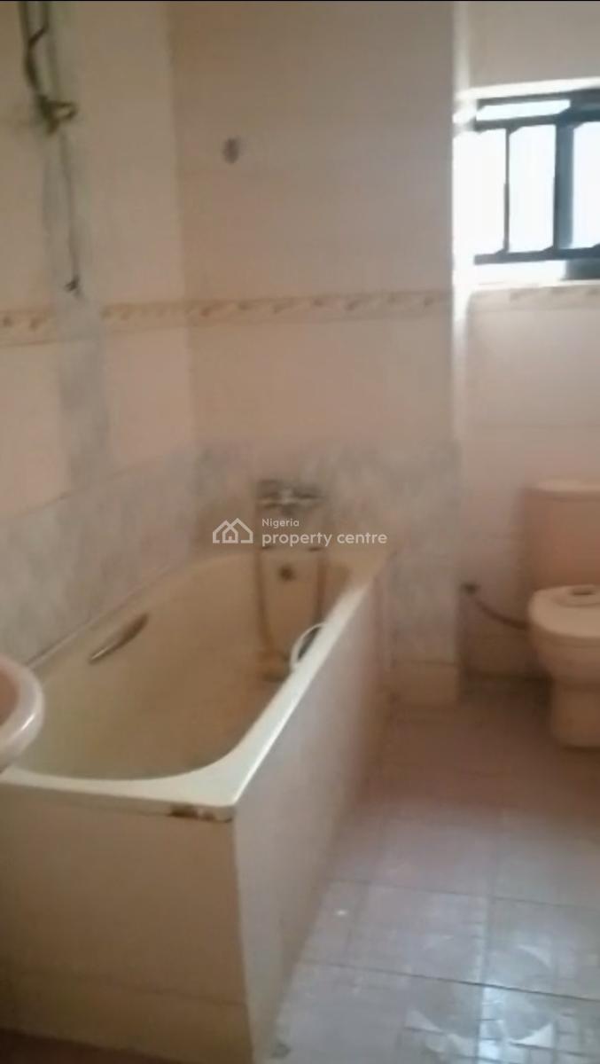 3 Bedroom Flat with a Room Bq, Utako, Abuja, Flat / Apartment for Rent