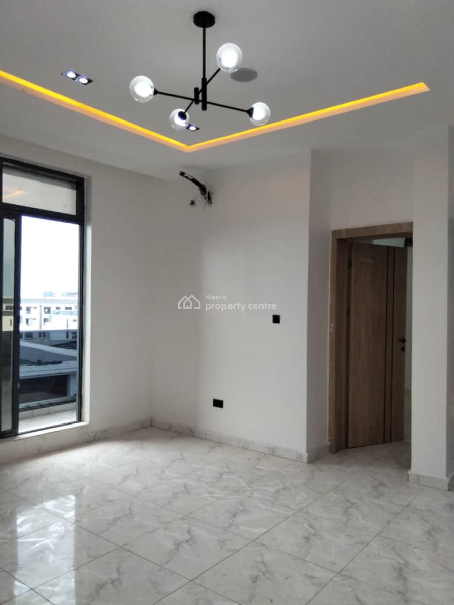 -- Brand New 2 Bedroom Apartment, Ologolo, Lekki, Lagos, Flat / Apartment for Rent