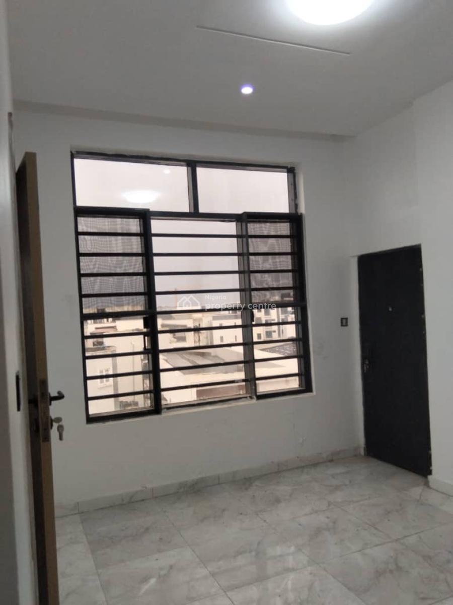 -- Brand New 2 Bedroom Apartment, Ologolo, Lekki, Lagos, Flat / Apartment for Rent