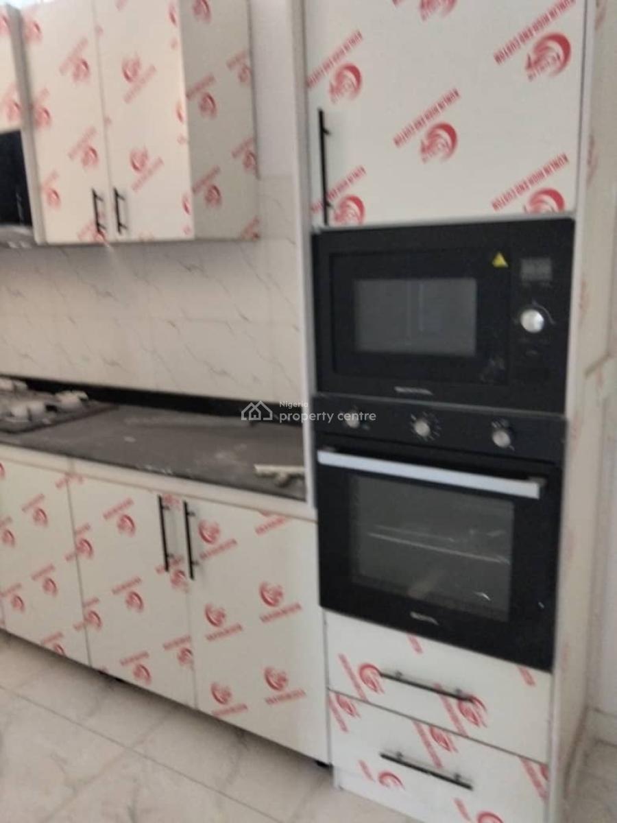 -- Brand New 2 Bedroom Apartment, Ologolo, Lekki, Lagos, Flat / Apartment for Rent