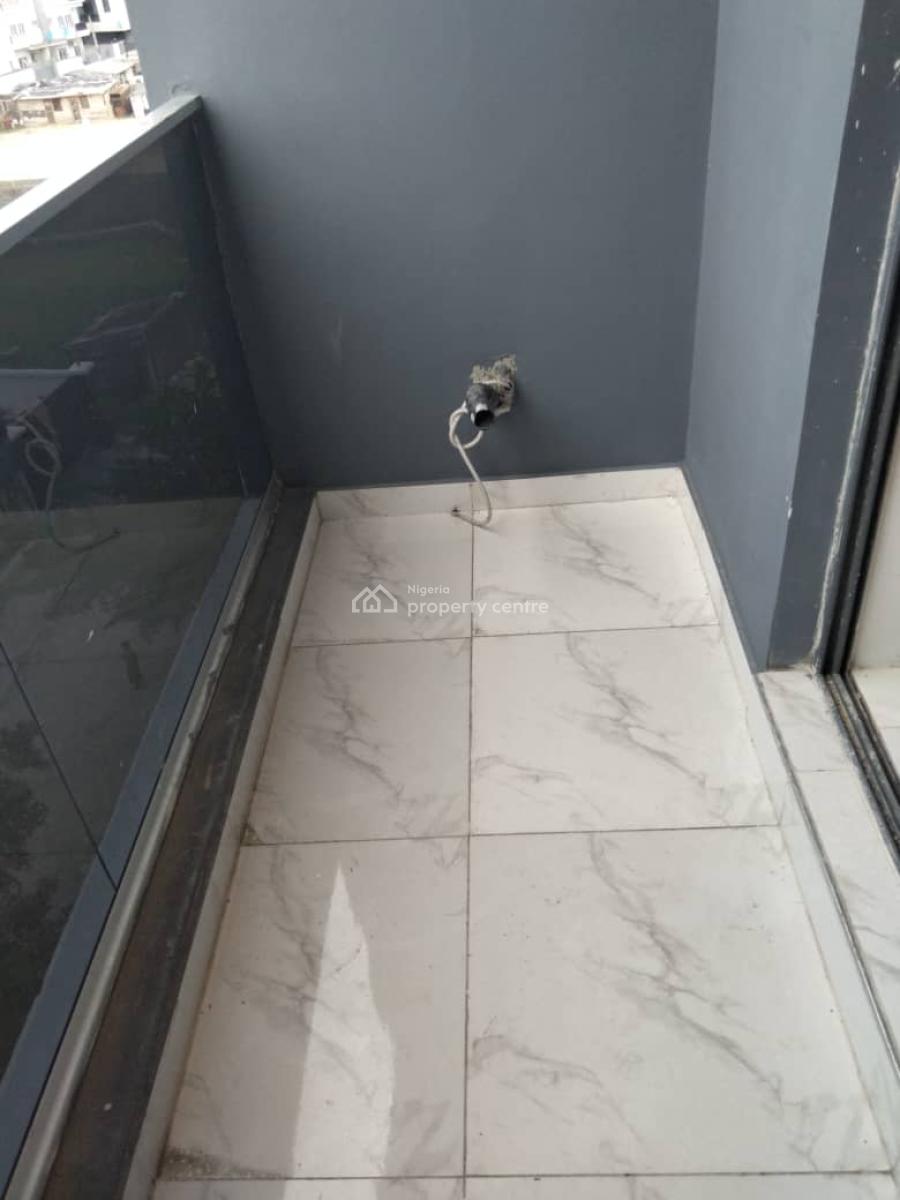 -- Brand New 2 Bedroom Apartment, Ologolo, Lekki, Lagos, Flat / Apartment for Rent