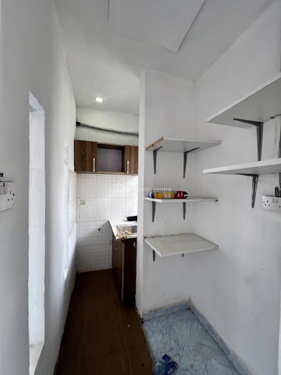 Spacious 1 Bedroom Apartment, Lekki Phase 1, Lekki, Lagos, Mini Flat (room and Parlour) for Rent