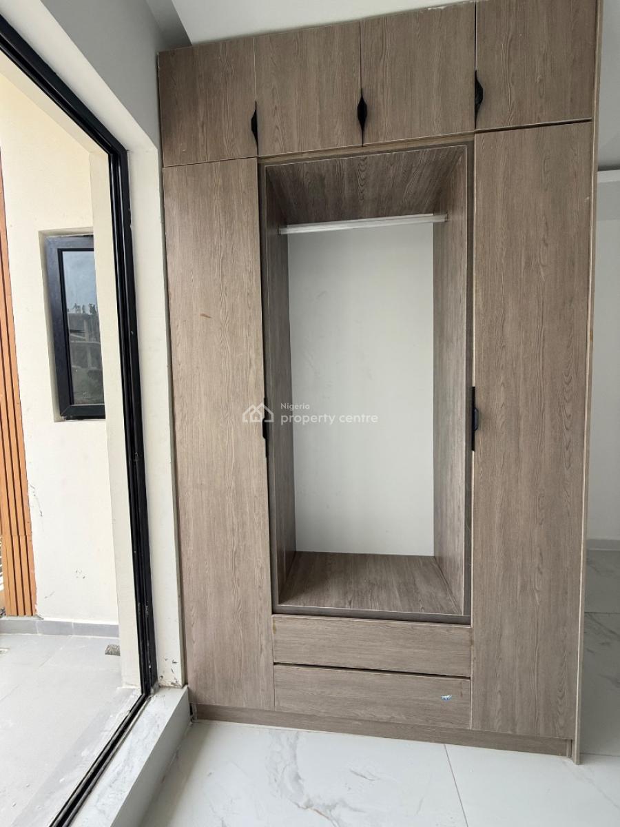 Newly Built 2 Bedroom Apartment, Lekki Phase 1, Lekki, Lagos, Flat / Apartment for Sale