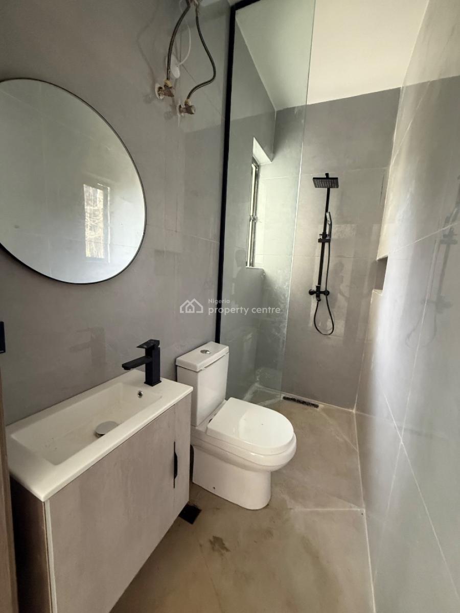 Newly Built 2 Bedroom Apartment, Lekki Phase 1, Lekki, Lagos, Flat / Apartment for Sale