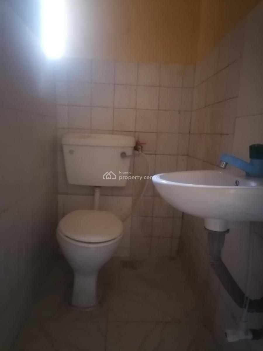 1 Bedroom Flat, Ado Road, Ajah, Lagos, Mini Flat (room and Parlour) for Rent