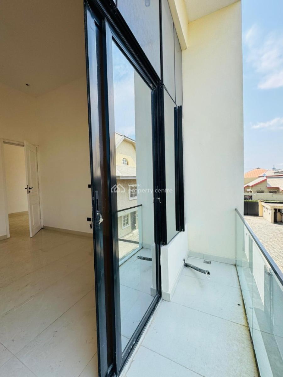 Luxury Serviced 3-bedroom  Apartment, Lekki Phase 1, Lekki, Lagos, Flat / Apartment for Sale