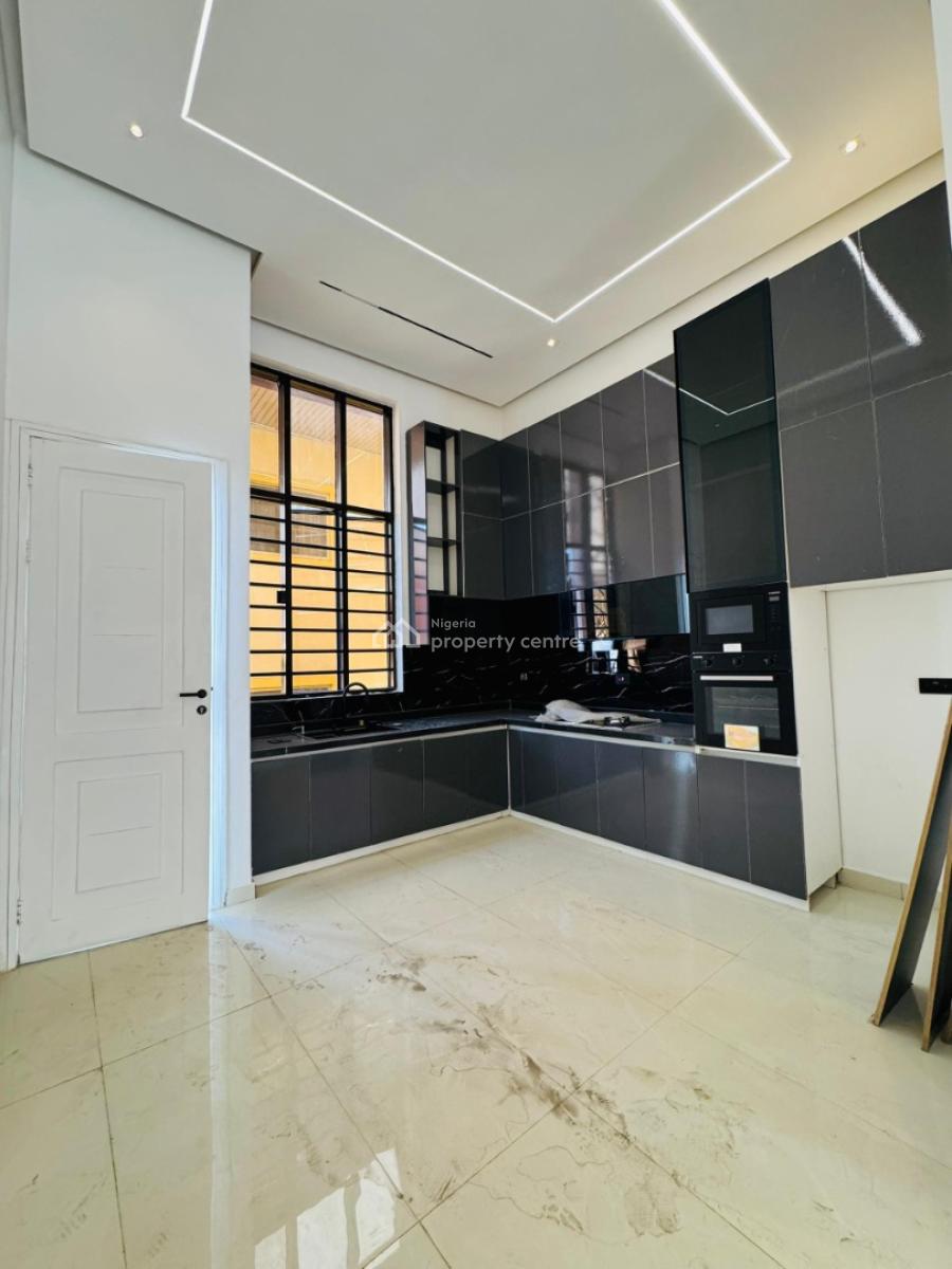 Luxury Serviced 3-bedroom  Apartment, Lekki Phase 1, Lekki, Lagos, Flat / Apartment for Sale