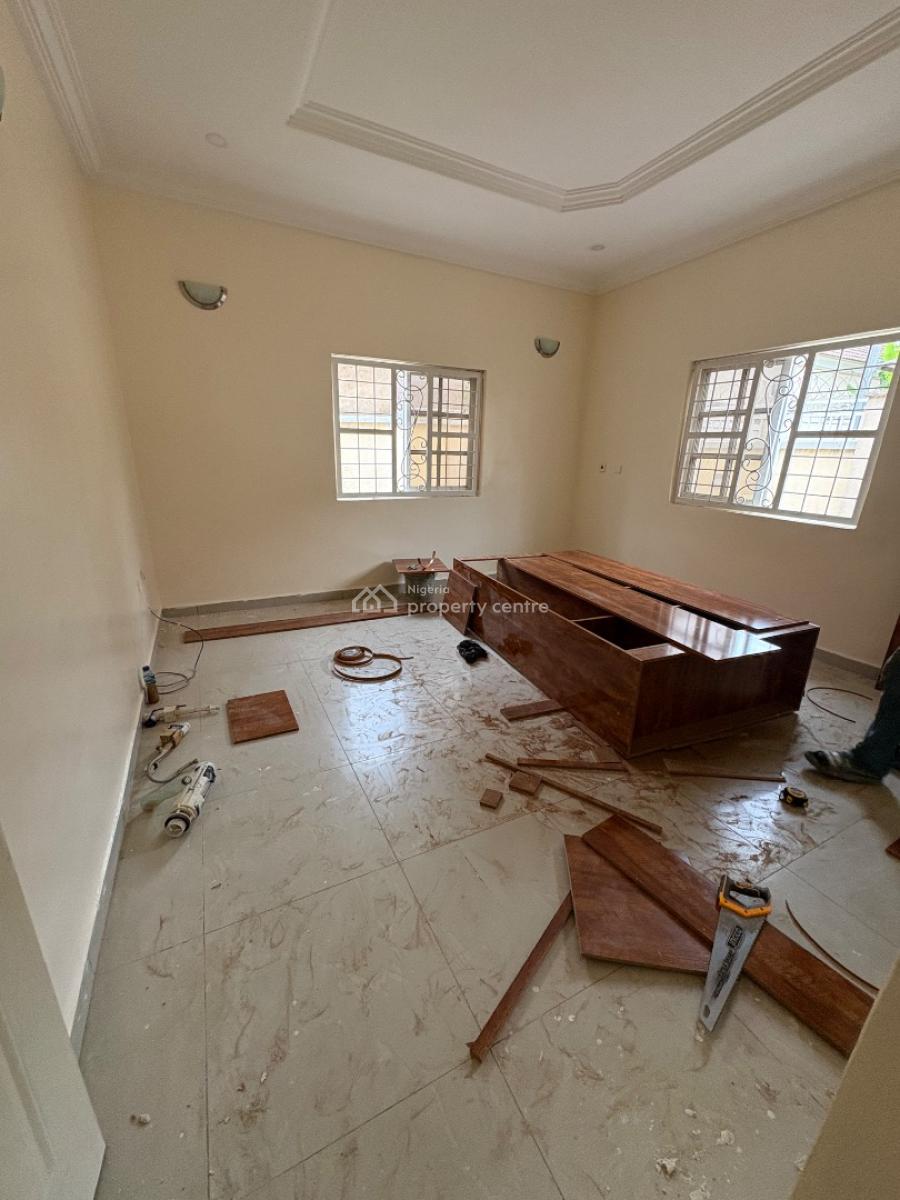 Standard 4-bedroom Penthouse, Von Axis, Lugbe District, Abuja, House for Rent