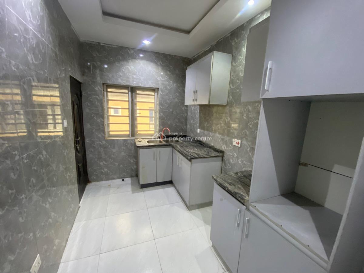 Standard 2 Bedroom Flat, Greenland Estate, Ogombo, Ajah, Lagos, Flat / Apartment for Rent