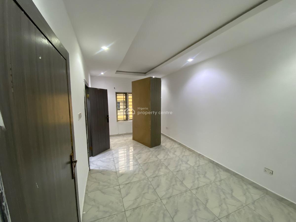 Standard 2 Bedroom Flat, Greenland Estate, Ogombo, Ajah, Lagos, Flat / Apartment for Rent