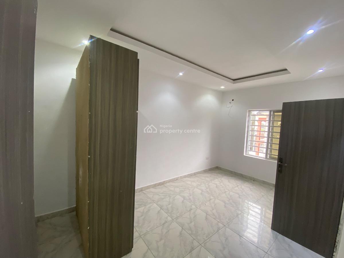 Standard 2 Bedroom Flat, Greenland Estate, Ogombo, Ajah, Lagos, Flat / Apartment for Rent