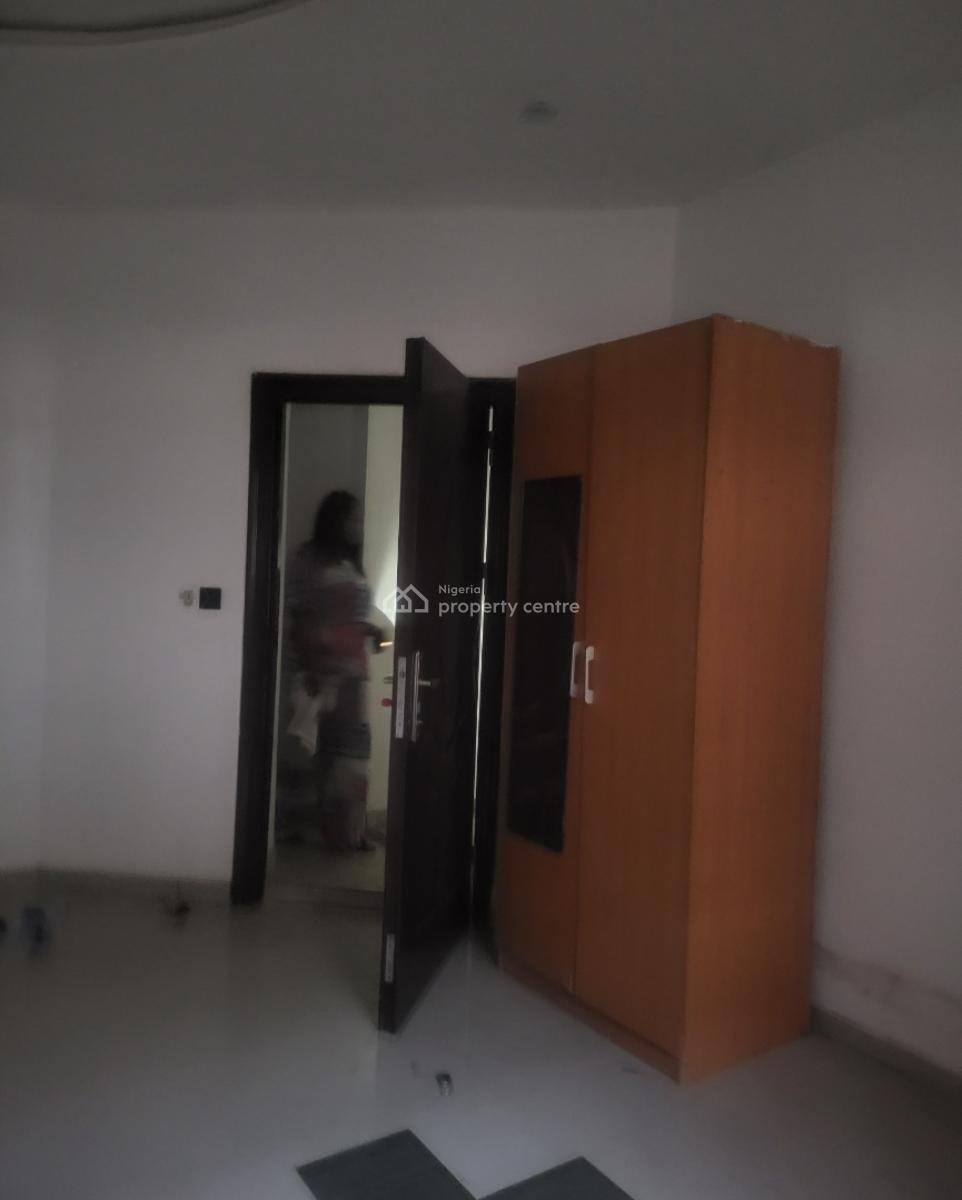 Luxurious Massive 1 Bedroom Flat, By Games Village, Kaura, Abuja, Flat / Apartment for Rent
