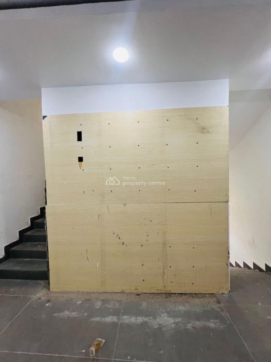 Furnished 3 Bedroom Apartment with Elevator, Gym & Swimming Pool, Furnished 3 Bedroom Apartment with Elevator, Gym & Swimming Pool, Lekki Phase 1, Lekki, Lagos, Block of Flats for Sale