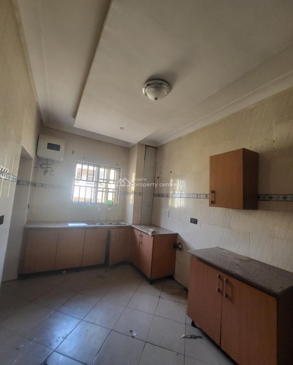 Luxurious Massive 3 Bedroom Flat, By Games Village, Kaura, Abuja, Flat / Apartment for Rent