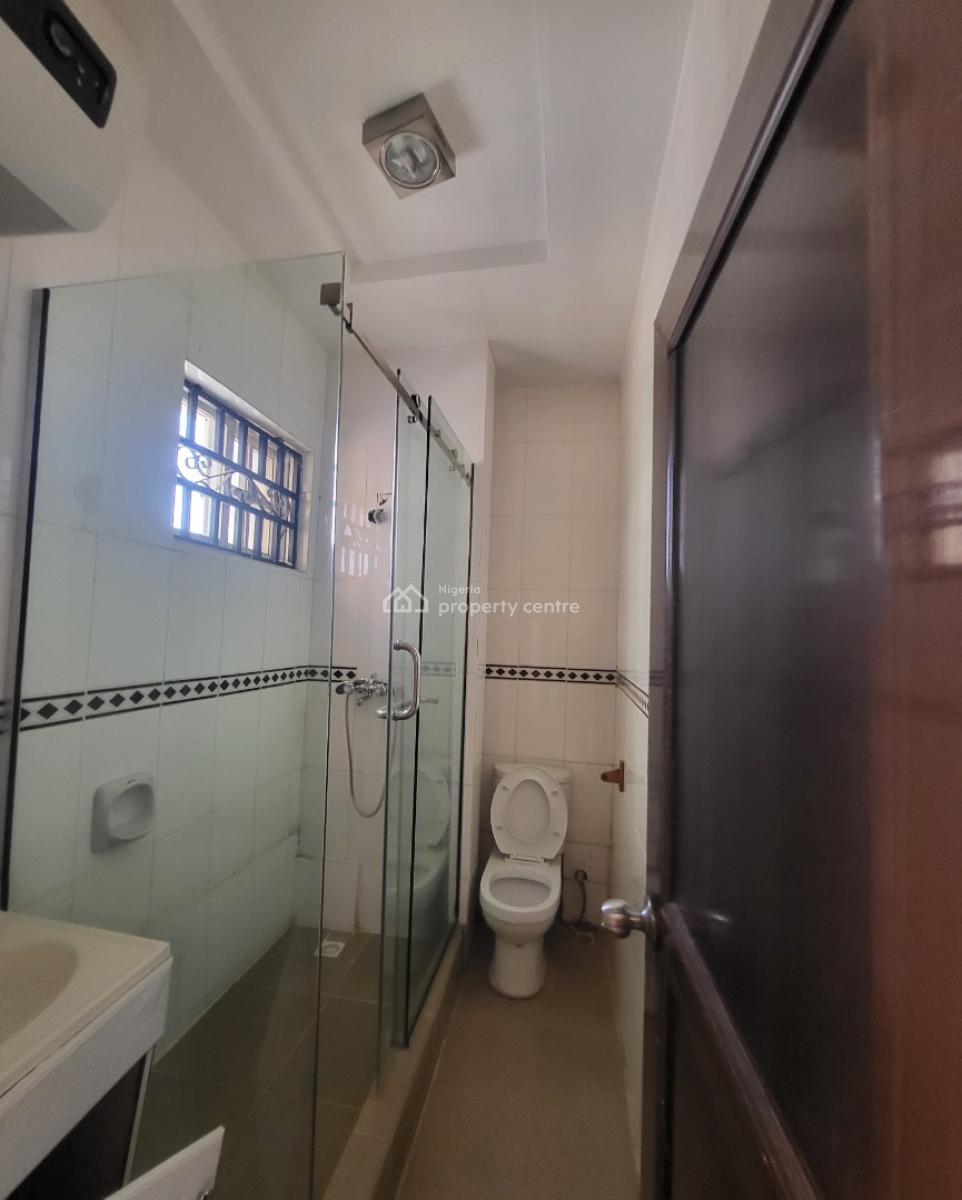 Luxurious Massive 3 Bedroom Flat, By Games Village, Kaura, Abuja, Flat / Apartment for Rent