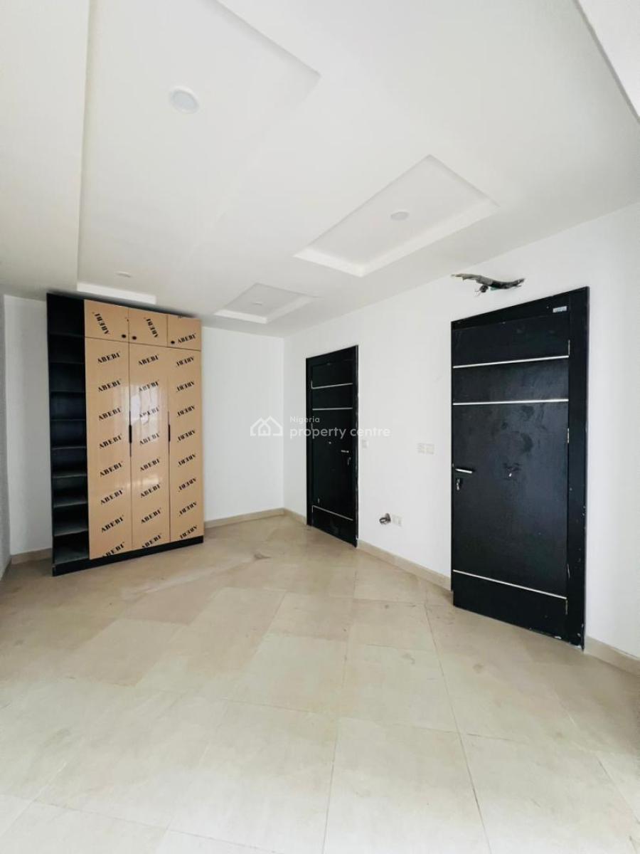 4 Bedroom  Apartment with Bq, Elevator & Cinema, 4 Bedroom  Apartment with Bq, Elevator & Cinema, Lekki Phase 1, Lekki, Lagos, Block of Flats for Sale