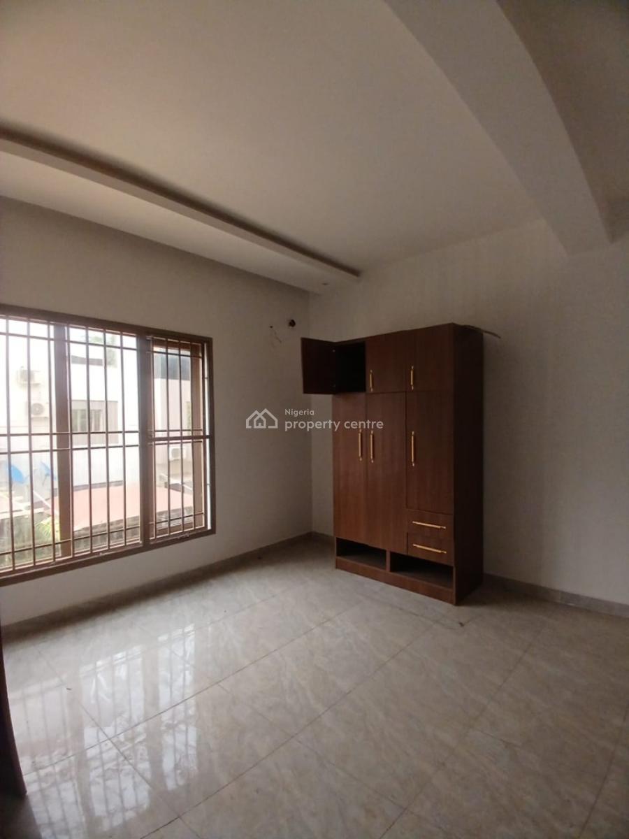 Newly Built 5 Bedroom Terrace with Bq, Serene Environment, Asokoro District, Abuja, Terraced Duplex for Rent