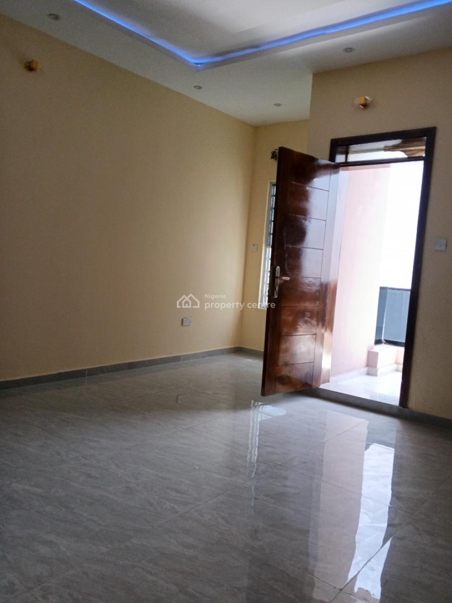 Brand New 2bedroom Flat with Inverter Iin an Estate Harris Drive Vgc, Lekki Phase 2, Lekki, Lagos, Flat / Apartment for Rent