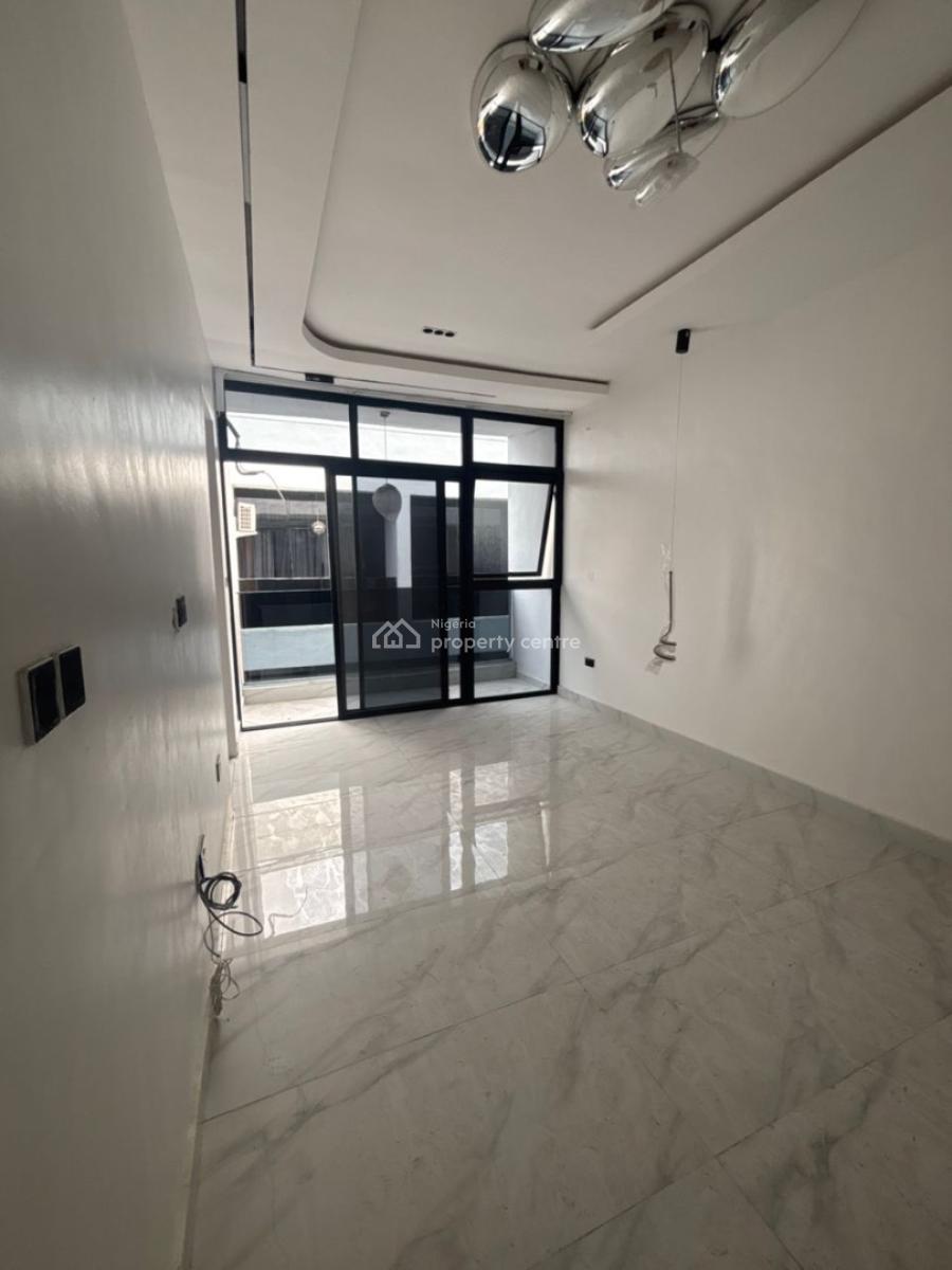 Exquisitely Built 4 Bedroom Terrace Duplex, Lekki, Lagos, Terraced Duplex for Sale