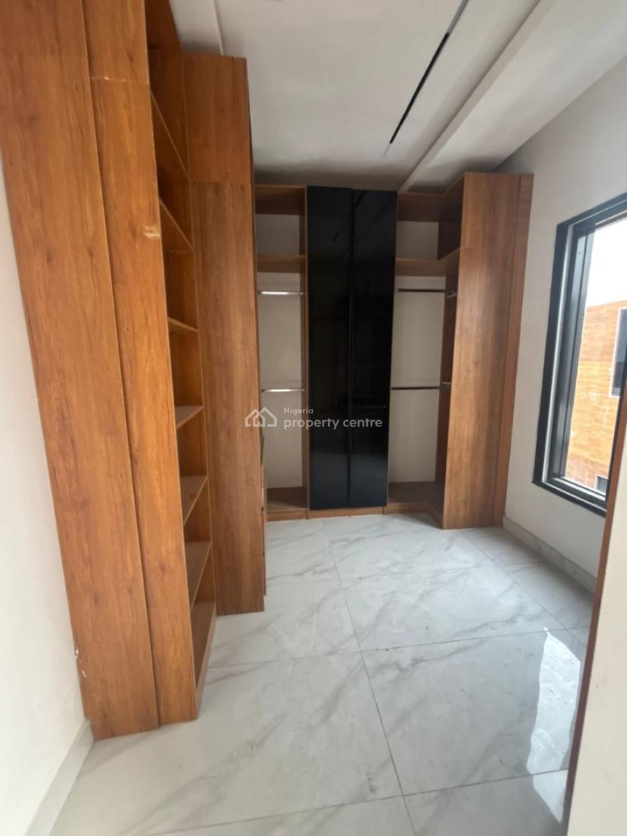 Exquisitely Built 4 Bedroom Terrace Duplex, Lekki, Lagos, Terraced Duplex for Sale