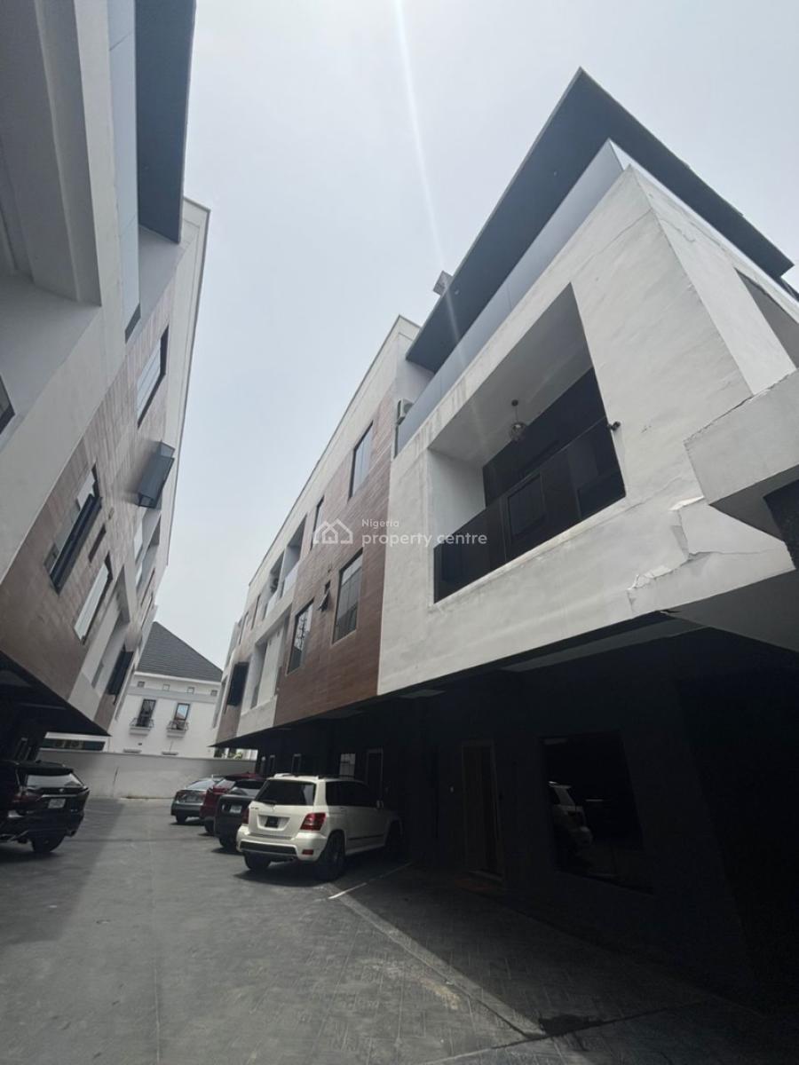 Exquisitely Built 4 Bedroom Terrace Duplex, Lekki, Lagos, Terraced Duplex for Sale