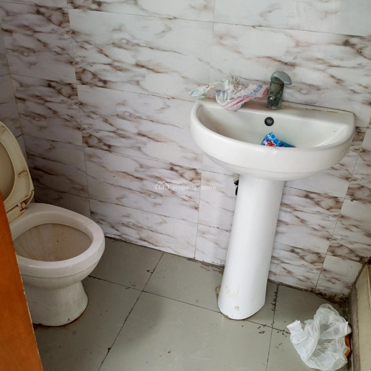 a Spacious Commercial Space with 3 Toilet Facilities, Badore Ajah-lekki, Badore, Ajah, Lagos, Office Space for Rent