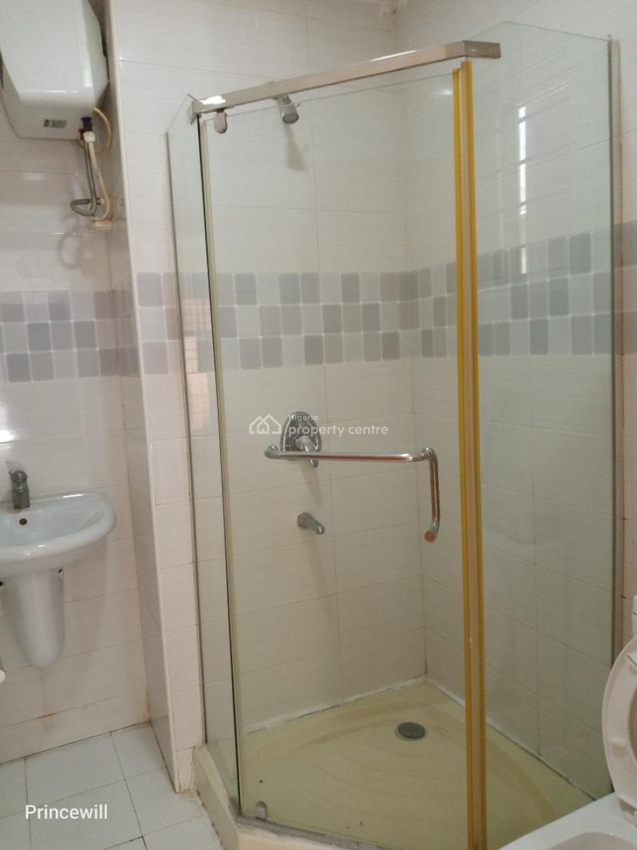 Mini Flat with Swimming Pool and Gym, Off Admiralty Road Phase 1, Lekki, Lagos, Mini Flat (room and Parlour) for Rent