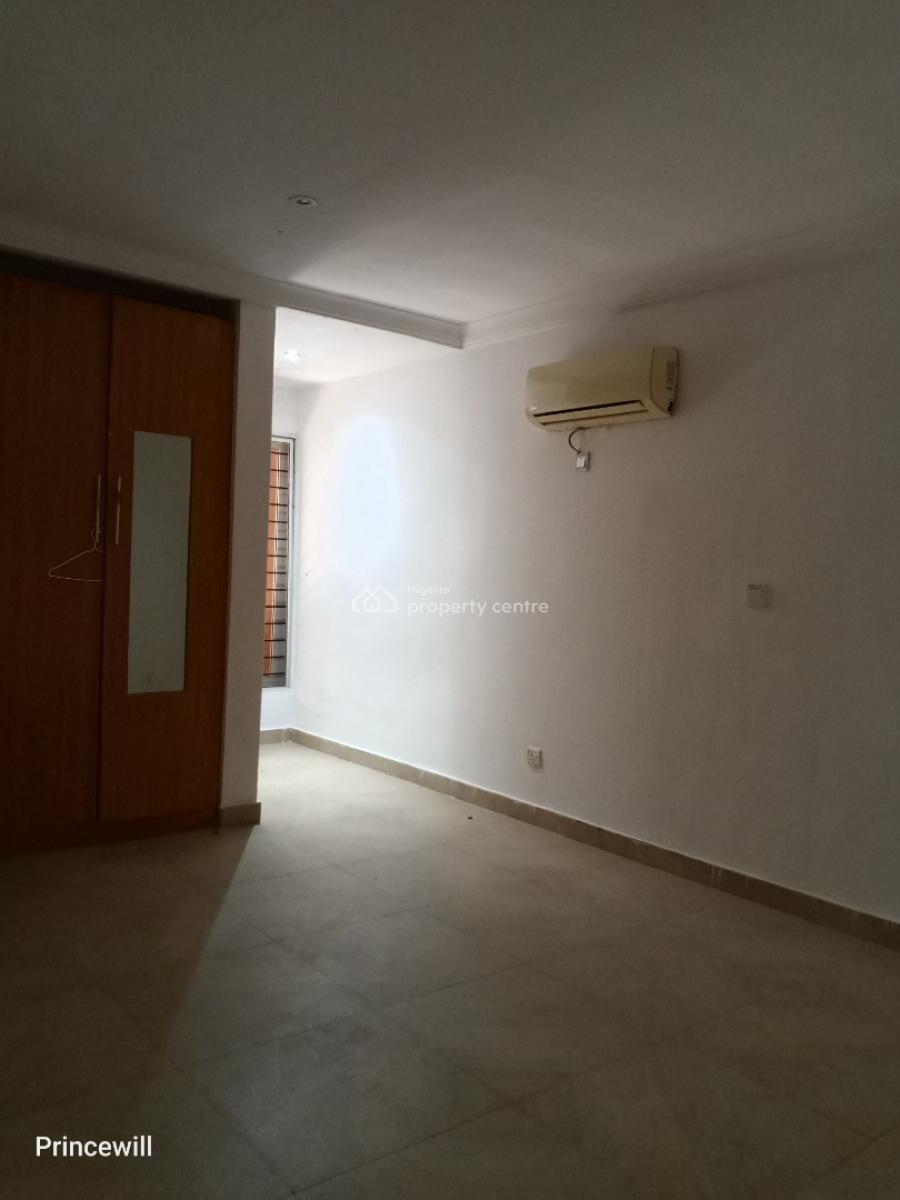 Mini Flat with Swimming Pool and Gym, Off Admiralty Road Phase 1, Lekki, Lagos, Mini Flat (room and Parlour) for Rent