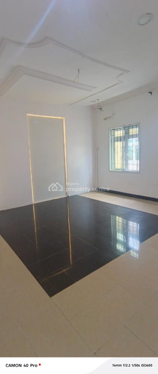 Clean and Sharp Mini Flat in Chevron Drive, Paradise 3 Estate, Lekki, Lagos, Mini Flat (room and Parlour) for Rent