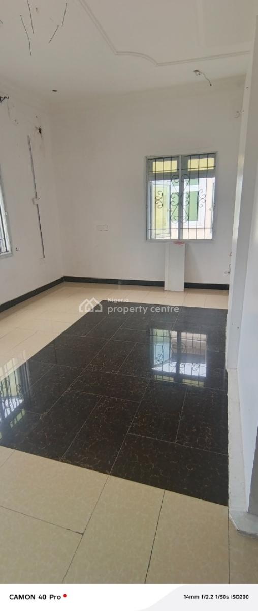 Clean and Sharp Mini Flat in Chevron Drive, Paradise 3 Estate, Lekki, Lagos, Mini Flat (room and Parlour) for Rent