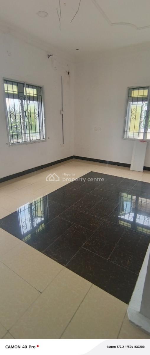 Clean and Sharp Mini Flat in Chevron Drive, Paradise 3 Estate, Lekki, Lagos, Mini Flat (room and Parlour) for Rent