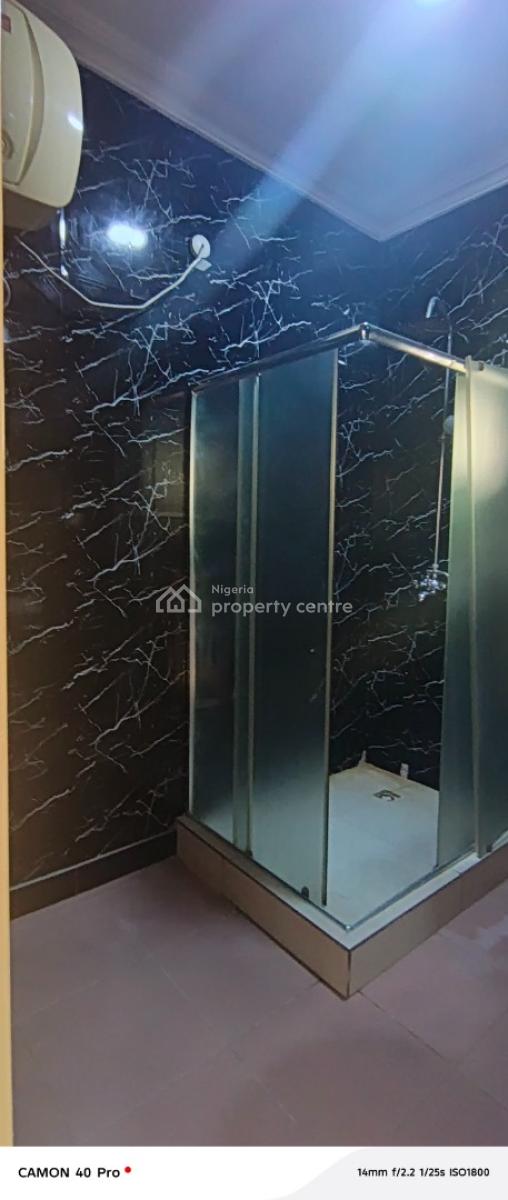 Clean and Sharp Mini Flat in Chevron Drive, Paradise 3 Estate, Lekki, Lagos, Mini Flat (room and Parlour) for Rent