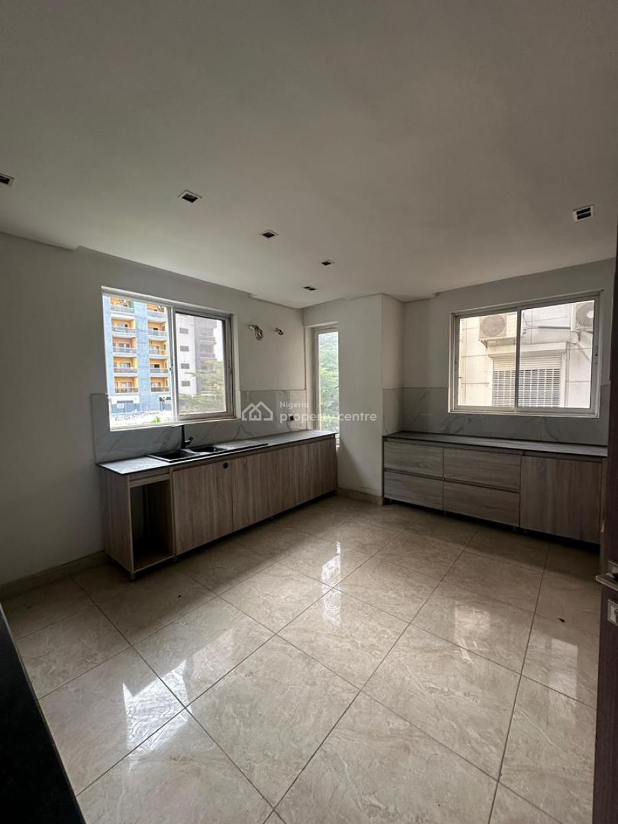 Spacious Newly Built 5-bedroom Semi-detached House with Bq, Ikoyi, Lagos, Semi-detached Duplex for Sale