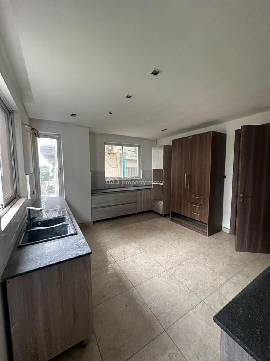 Spacious Newly Built 5-bedroom Semi-detached House with Bq, Ikoyi, Lagos, Semi-detached Duplex for Sale