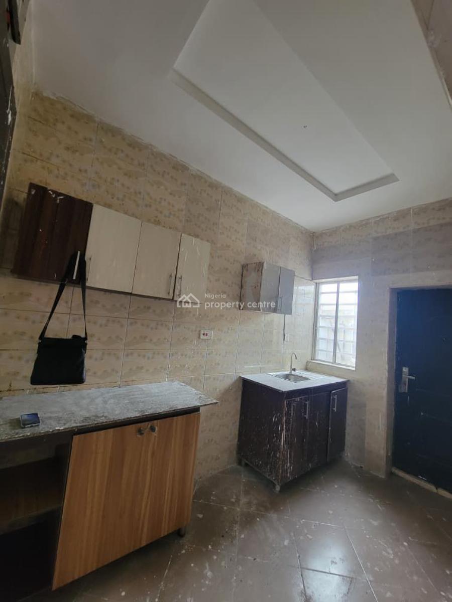 Well Maintained Room and Parlour, Lekki Atlantic Garden Estate,general Paint, Ajah, Lagos, Mini Flat (room and Parlour) for Rent