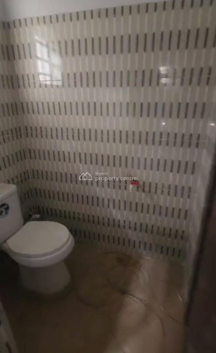 Newly Built Spacious One Bedroom Apartment, Off Ijesha Road, By Gbadamasi Bus Stop, Surulere, Lagos, Flat / Apartment for Rent