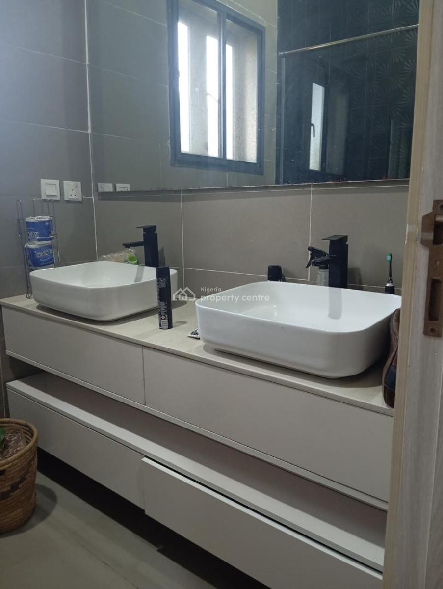 5 Bedroom Terrace Duplex with Pool & Penthouse, Off Admiralty Way, Lekki Phase 1, Lekki, Lagos, Terraced Duplex for Sale