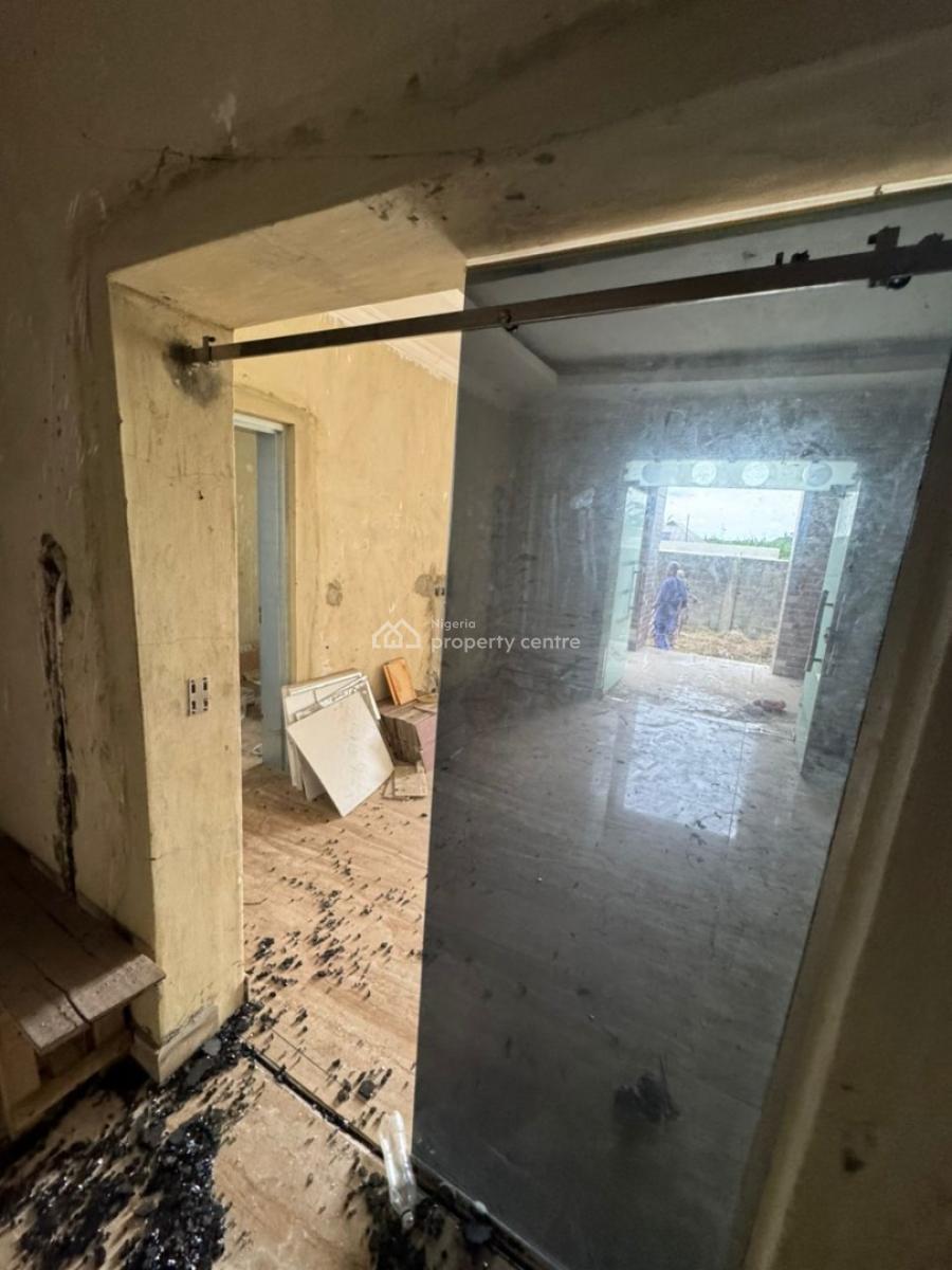 a Commercial Building on a Large Parcel of Land, Yaepowo Busstop, Along Refinery Road,  After Eleko, Ibeju Lekki, Lagos, Plaza / Complex / Mall for Sale