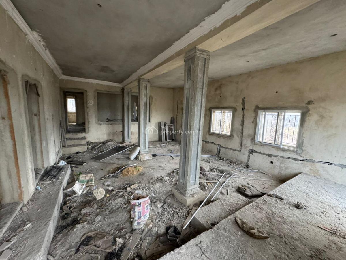 a Commercial Building on a Large Parcel of Land, Yaepowo Busstop, Along Refinery Road,  After Eleko, Ibeju Lekki, Lagos, Plaza / Complex / Mall for Sale