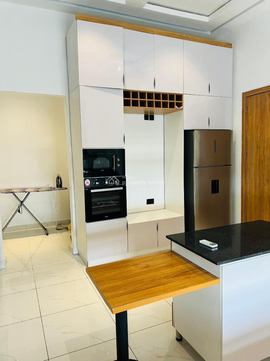 2 Bedroom Fully Automated Apartment with  Smart Lock Swimming Pool, Ps, Lekki Phase 1, Lekki, Lagos, Flat / Apartment Short Let