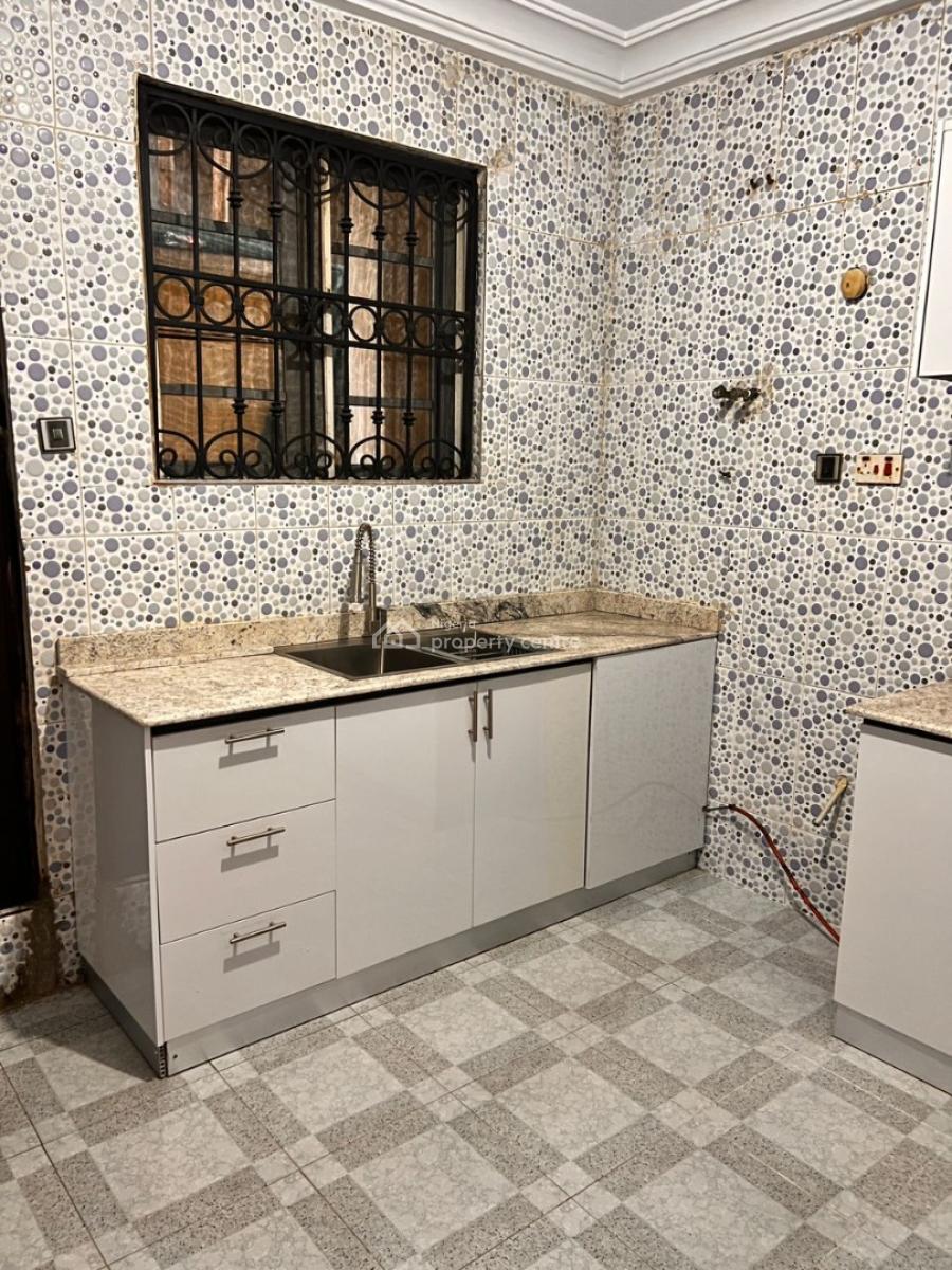 3 Bedroom Ground Floor Apartment, Inner Okupe Estate, Mende, Maryland, Lagos, Flat / Apartment for Rent