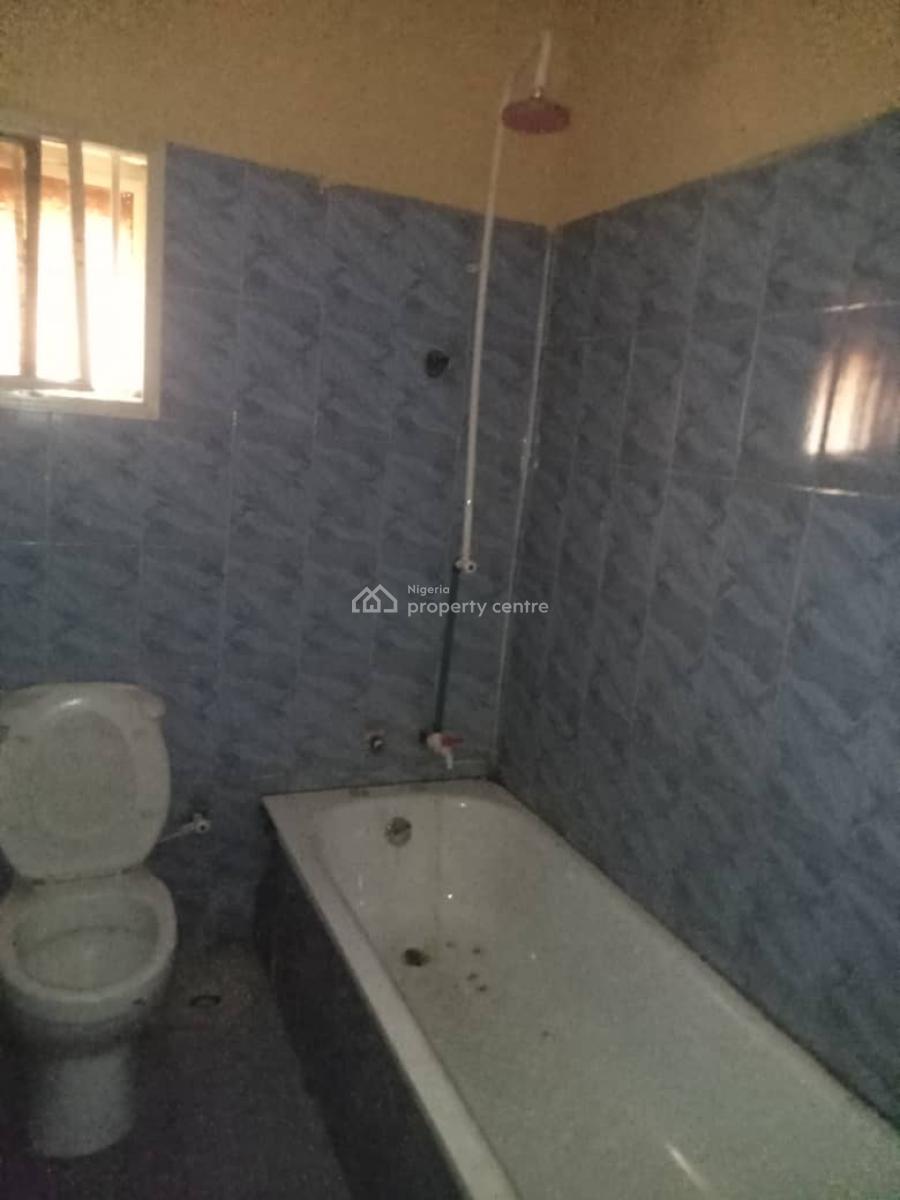 Services 3 Bedroom, Abule Egba, Abule Egba, Agege, Lagos, Flat / Apartment for Rent