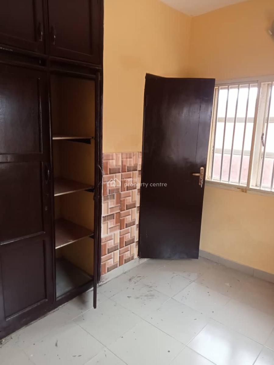 Services 3 Bedroom, Abule Egba, Abule Egba, Agege, Lagos, Flat / Apartment for Rent