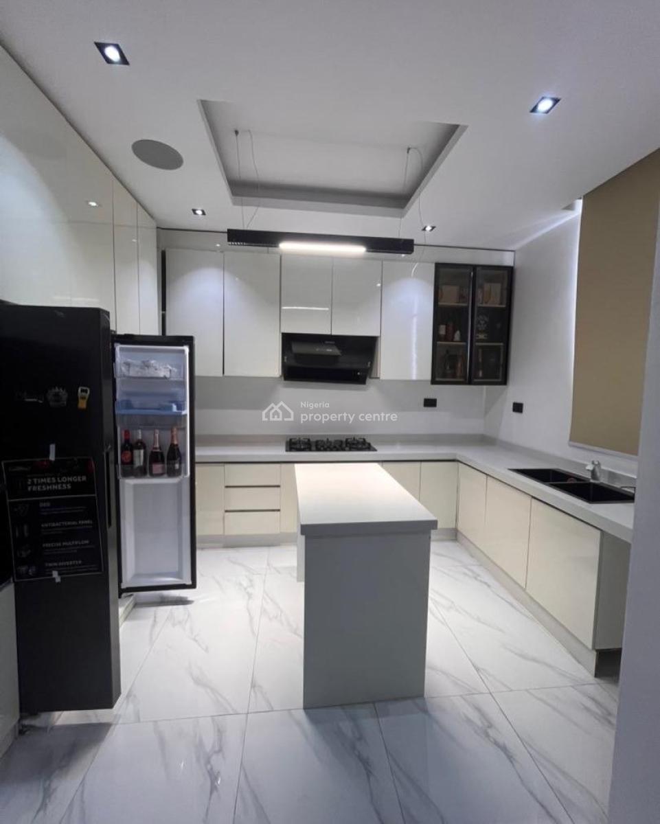 Lovely 2 Bedroom Apartment, Freedom Way, Lekki, Lagos, Block of Flats for Sale