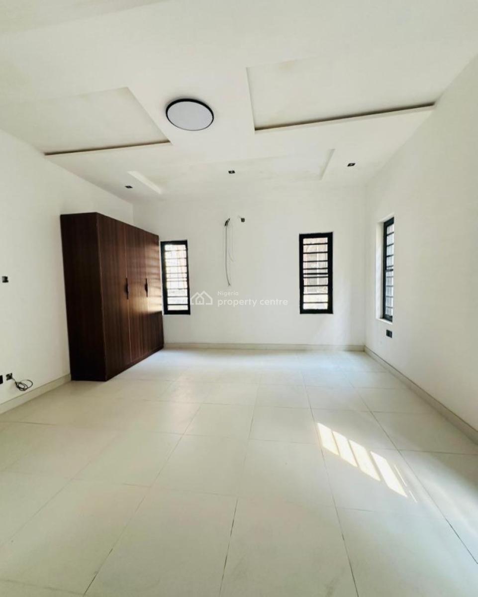 Lovely 2 Bedroom Apartment with Bq, Freedom Way, Lekki, Lagos, Block of Flats for Sale