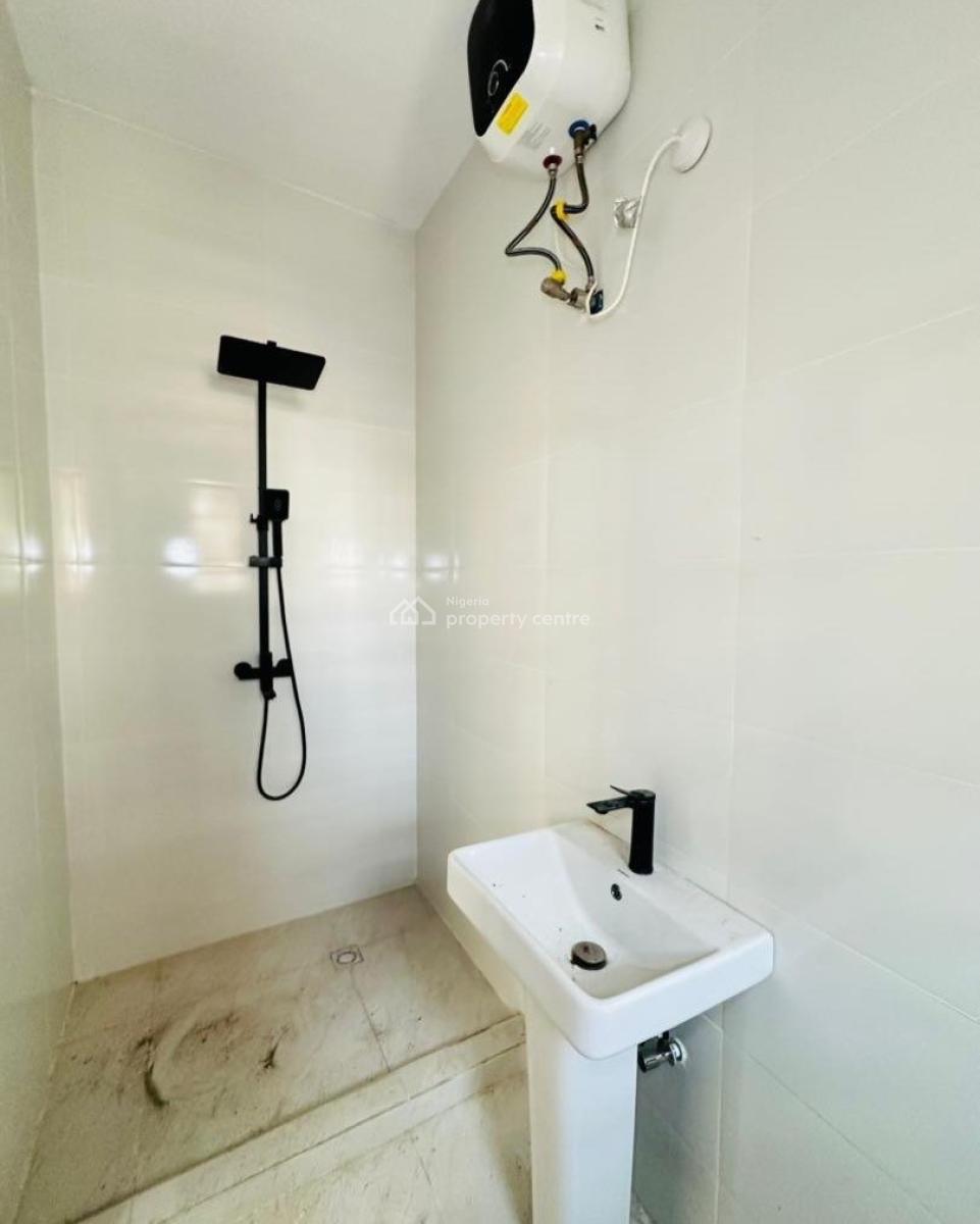 Lovely 2 Bedroom Apartment with Bq, Freedom Way, Lekki, Lagos, Block of Flats for Sale