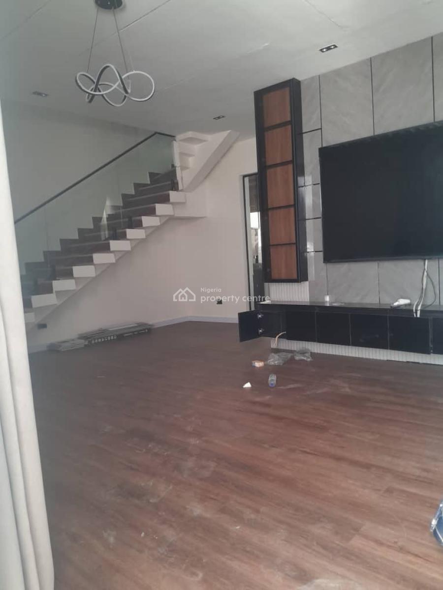 Well Maintained 4 Bedroom Semi Detached House with Bq, Ikota Gra By Mega Chicken Bus Stop, Ikota, Lekki, Lagos, Terraced Duplex for Rent