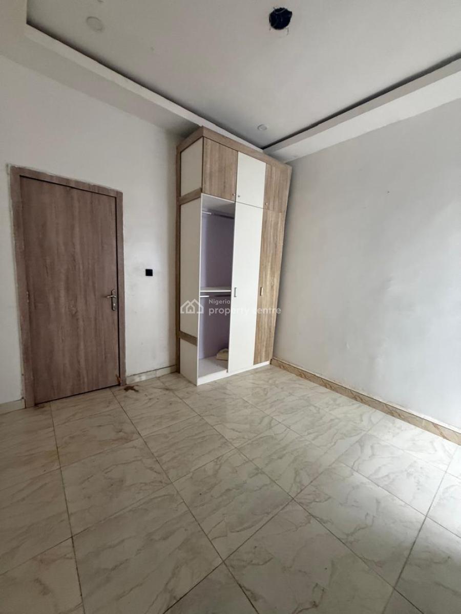 Spacious Semi Masters Upstairs, Royal Pine Estate, Lekki, Lagos, Self Contain (single Rooms) for Rent