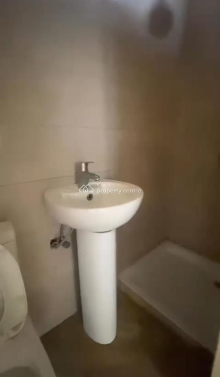 Exquisite 3 Bedroom Flat, Christ Avenue, Lekki Phase 1, Lekki, Lagos, Flat / Apartment for Rent